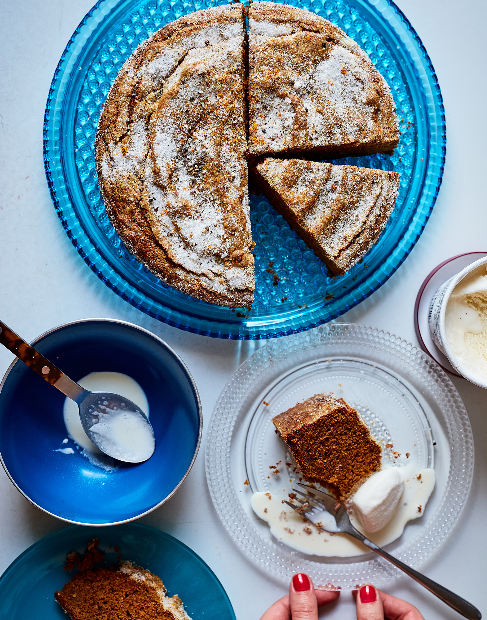 2019107_NYT_S03_GingerBreadCake_0272
